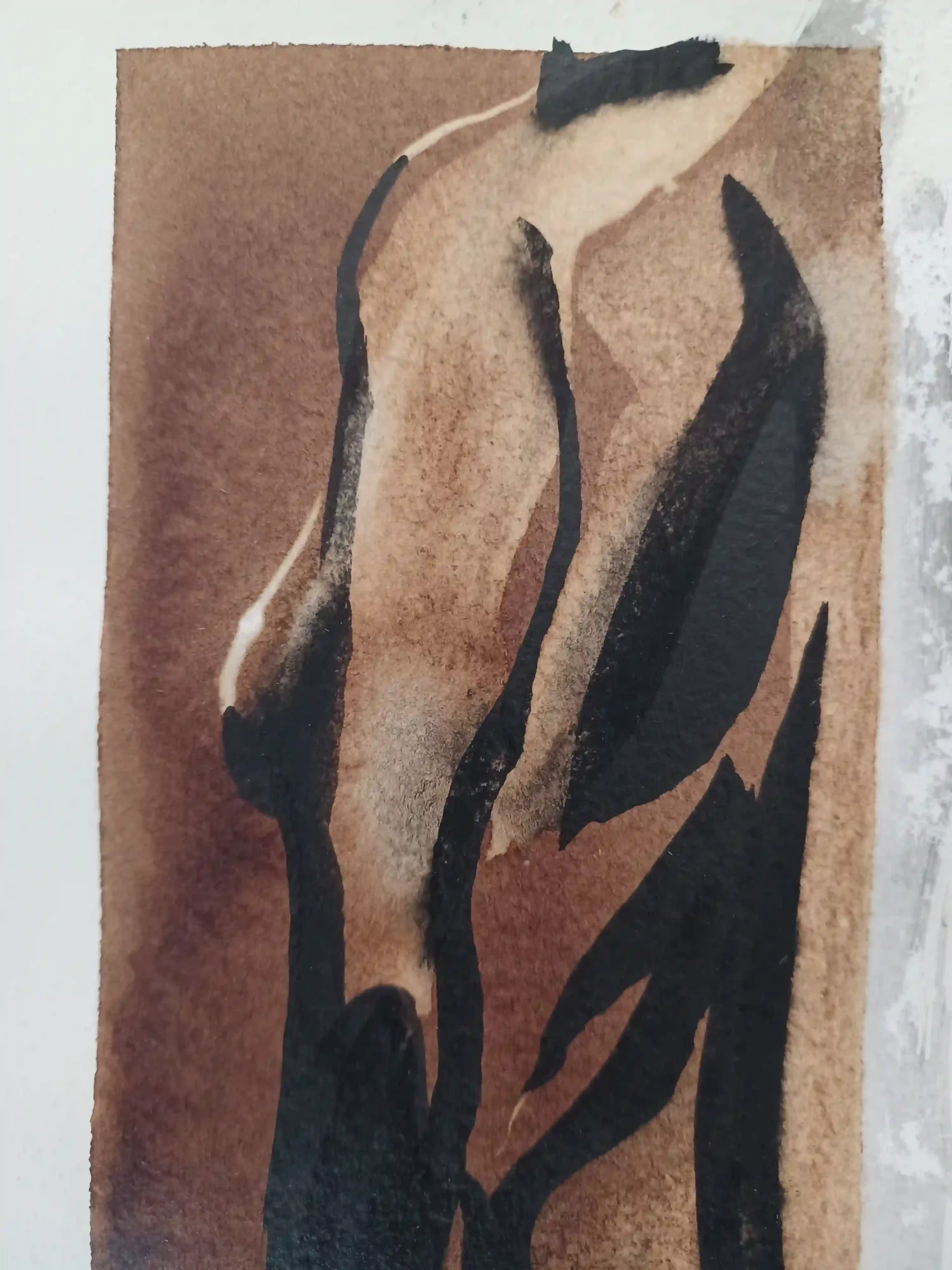 Desnudo en Sepia: La Sensualidad de la Figura Femenina - Imagen del producto